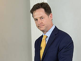 EU angry over Russia travel ba...